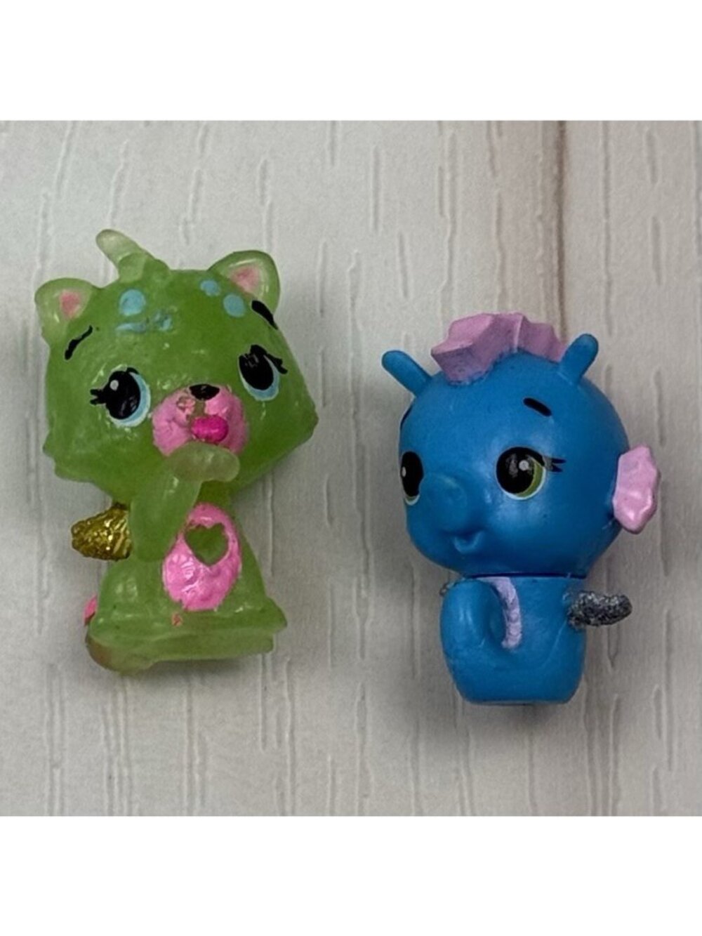 Lot 2 HATCHIMALS CollEGGtible Figures - Green Cheetree S4 & Blue Seaspoon S2